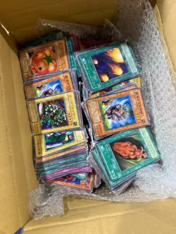 Massive Yu-Gi-Oh! OCG Series 2 Card Lot MP-DMG 5.5 lbs Commons/Rares (Hundreds) - Image 4