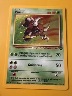 1999 Pokemon TCG Jungle Pinsir #9 Holo - Image 1