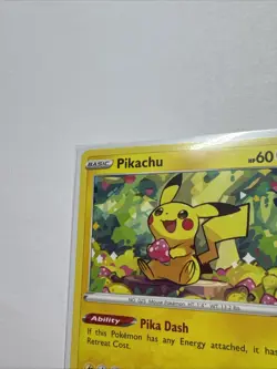 Pikachu 052/196 NM Non Holo Foil Adorable Heart Art Lost Origin Pokemon Card! - Image 2