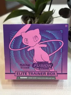 Fusion Strike ETB 2021 Pokemon Sword & Shield-Sealed & Fast Shipping - Image 2