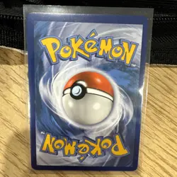 Hau Ultra Rare Full Art NM-M 144/145 Sun & Moon Guardians Rising Pokemon Card - Image 2