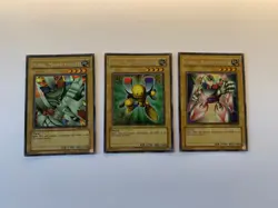 3x Yugioh Karten: Magnetkrieger Alpha, Beta & Gamma (DOR-G001/02/03) Secret Rare - Image 2