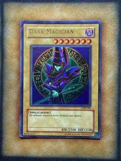 Yugioh Dark Magician LOB-005 Ultra Rare Original Print MP - Image 1