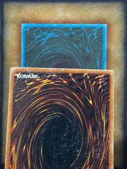 Yugioh Dark Magician LOB-005 Ultra Rare Original Print MP - Image 5