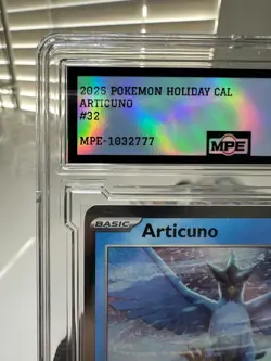 Articuno 032/159 Holiday Calendar 2025 Festive STAMP Promo Pokemon TCG | MPE 10 - Image 2