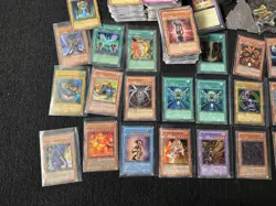 Yu-Gi-Oh Trading Card Game HUGE LOT (350+ Commons | 25+ Holo (Dark Magician) - Image 3
