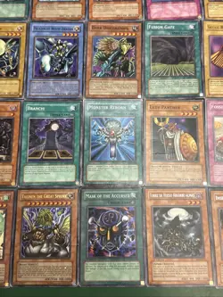 Vintage 1996 Yugioh Mixed Card Lot Of 109 Cards - Common Uncommon Rare - - Image 3