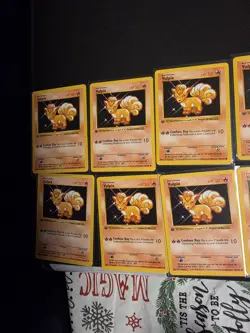 Vulpix Base set 1999 1st Edition Shadowless Pokemon Card - Image 1