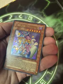Yu-Gi-Oh Toon Dark Magician Girl JUMP-EN010 Ultra Rare Limited Edition NM - Image 2