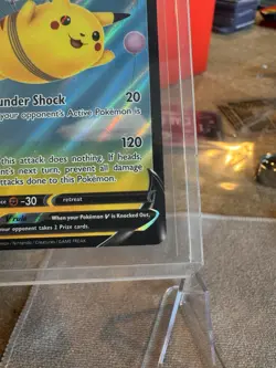 Pokemon TCG Flying Pikachu v Celebrations Holo Ultra Rare Lightning Card 006/025 - Image 4