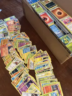 18 Pound HUGE Lot of Pokemon Bulk Cards Common/Uncommon/Rare/Energy - Image 1