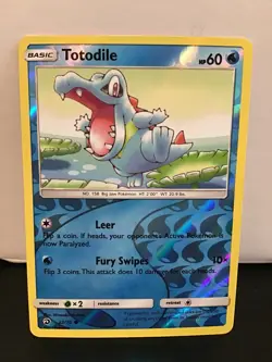 Totodile 22/70 Reverse Holo Pokemon Dragon Majesty Common - Image 1