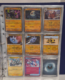 Pokemon Huge Lot Of Binder Collection 180+ Cards W/ 45 Holos Full & Reverse - Image 3