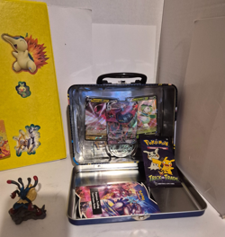 Pokemon Huge Lot Of Binder Lunchbox Collection 220+ Cards W/ 60+ Holos & More - Image 2