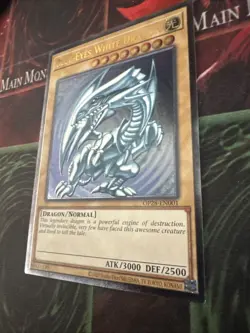Blue Eyes White Dragon OP28-EN001 OTS Ultimate Rare Yu-Gi-Oh LP - Image 3