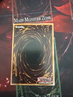 Blue Eyes White Dragon OP28-EN001 OTS Ultimate Rare Yu-Gi-Oh LP - Image 4