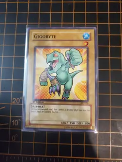 Gigobyte AST-056 Short Print 1st Edition YuGiOh TCG NM With Top Loader - Image 1