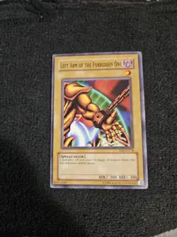 Left Arm of the Forbidden One - DB1-EN138 - Common - Unlimited Edition x1 - Image 1