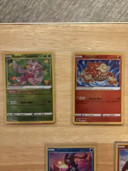 Lot Of 5 Radiant Pokemon Cards Charizard Greninja - Image 2