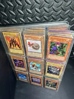 | Yugioh Vintage Binder Collection Lot With Foils, Rares, Commons NM-HP 🔥 | - Image 2