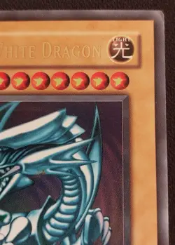 Yu-Gi-Oh! TCG Blue-Eyes White Dragon SDK-001 Ultra Rare Hp - Image 5