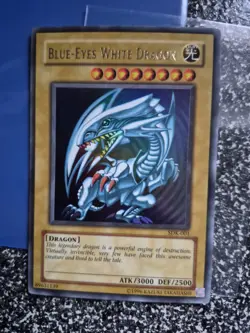 Yu-gi-oh Blue Eyes White Dragon Sdk-001 Unlimited Near Mint Condition - Image 4