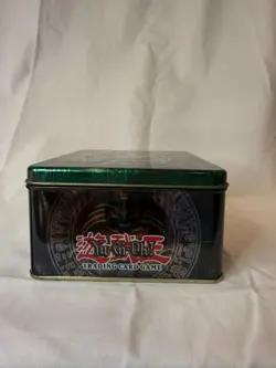 1996 YUGIOH trading card game collectors tin - no cards - box only! GREEN LID - Image 4