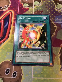 De-Fusion - DP04-EN017 - Common - Unlimited Edition x1 - Lightly Played - Image 1