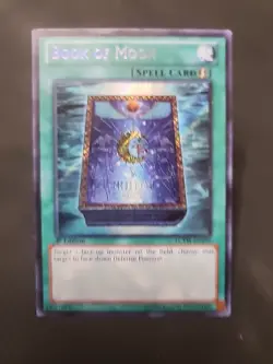 Book of Moon LCYW-EN270 Yu-Gi-Oh Legendary Collection 3: Yugi's World-1st Ed - Image 1