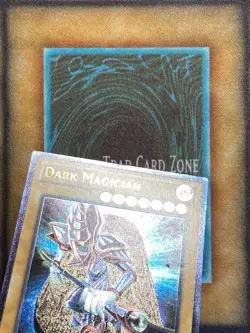 Yugioh Dark Magician YSKR-EN001 Ultimate Rare 1st Ed LP - Image 2
