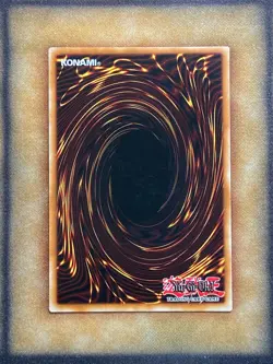 Yugioh Dark Magician YSKR-EN001 Ultimate Rare 1st Ed LP - Image 3