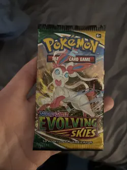 Pokemon TCG: Sword & Shield Evolving Skies Booster Pack (10 Cards) NEW - Image 1