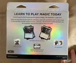 Final Fantasy MTG Cloud Commander +Starter Set - Image 4
