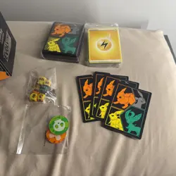 Pokemon TCG Sword & Shield Evolving Skies Elite Trainer Box Opened - Image 3