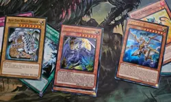 120 Yu-Gi-Oh cards mostly spells, dragons and dinosaurs first edition 1996 - Image 4