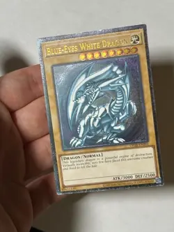 YUGIOH Blue-Eyes White Dragon OP28-EN001 Ultimate Rare NM #7 - Image 4