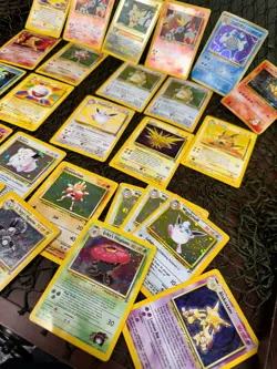 *LOT x 27 VINTAGE MILD DAMAGED * Pokemon TCG ~ Unlimited, Gym Heroes, NEO, PROMO - Image 2