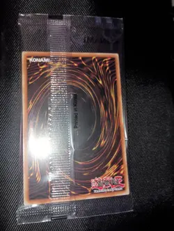Harpie's Feather Duster *SEALED* edc1-en001 (NEW) Quarter Century Rare Yu-Gi-Oh - Image 2