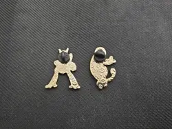 Pokemon 2 Enamel Pin Set - Mega Mewtwo X + Mega Mewtwo Y Blister Pack Pins - Image 2