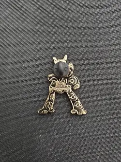 Pokemon 2 Enamel Pin Set - Mega Mewtwo X + Mega Mewtwo Y Blister Pack Pins - Image 4