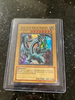 Blue-Eyes White Dragon - Starter Deck Kaiba Evolution (SKE-001) - Super Rare - Image 1