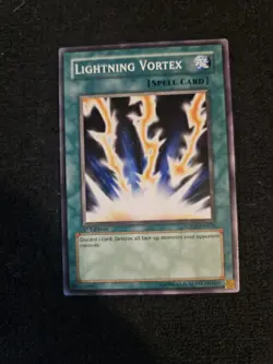 Lightning Vortex - SDDE-EN026 - LP - Common - 1st ed - Yugioh - Image 1