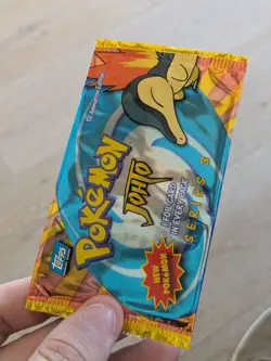 *OPENED - NO CARDS* POKEMON TOPPS JOHTO SERIES 3 CYNDAQUIL PACK ART 2001 VINTAGE - Image 1