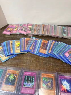 Yu-Gi-Oh! Bulk Card Lot 550+ Cards w/ Mirror Force, Swords, Kazejin & More - Image 4