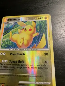 Pokemon TCG Pikachu 70/100 Reverse Holo Card Stormfront Damaged - Image 3