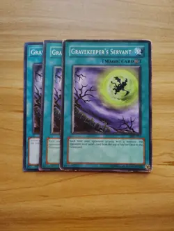 Yu-Gi-Oh - Gravekeeper's Sevant 3X - Full Playset - Image 1