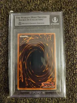 Yu-Gi-Oh Red-Eyes B. Dragon Card Beckett Graded 7 - Image 2