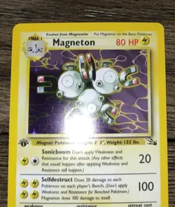 Pokemon Fossil Holo Rare Magneton 1st Edition 11/62 NM-MINT - Image 2