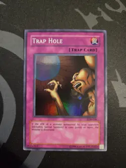 Trap Hole LOB-058 Super Rare Unlimited NM - Image 1