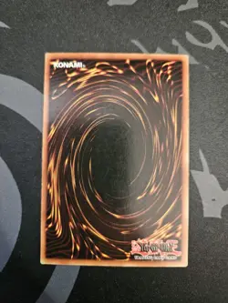 Dark Magician SDY-006 Starter Deck: Yugi Unlimited Ultra Rare NM - Image 4